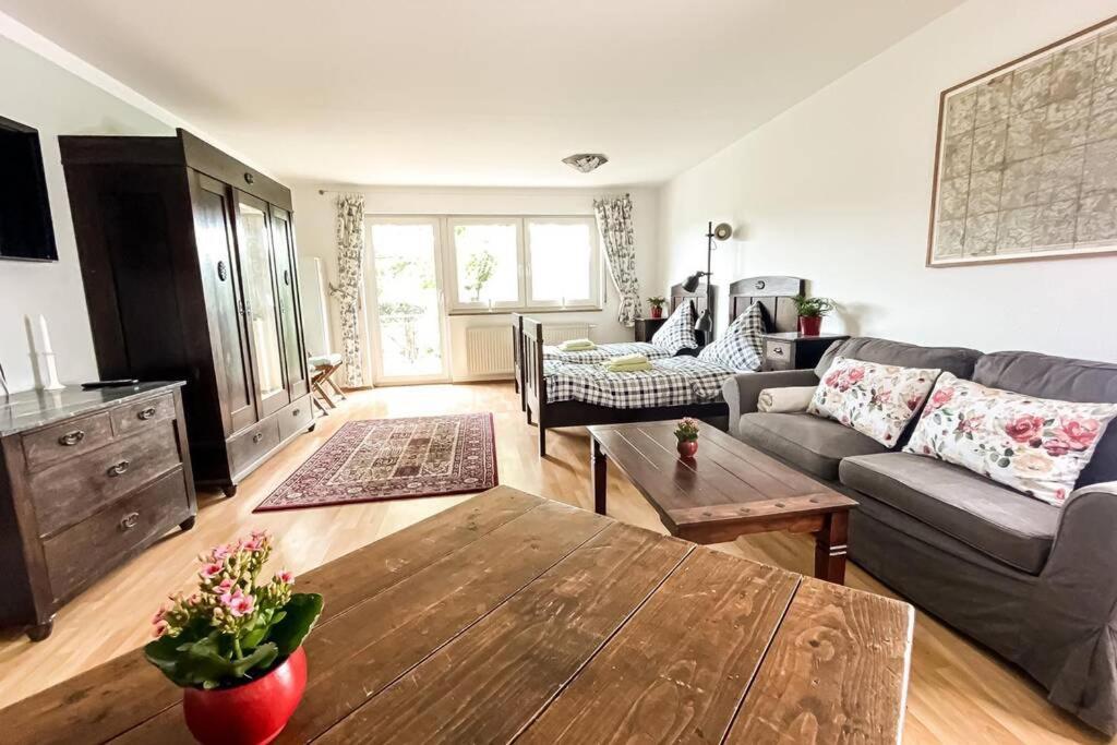 Apartment Am Auensee Mit Grosser Terrasse & Privat-Parkplatz Leipzig Exteriör bild
